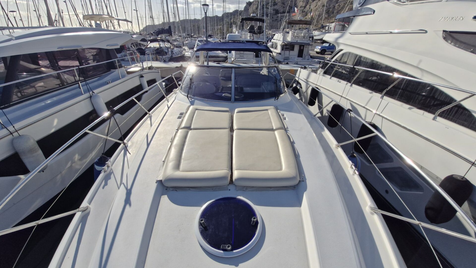 SUNSEEKER - CAMARGUE 47 à vendre
