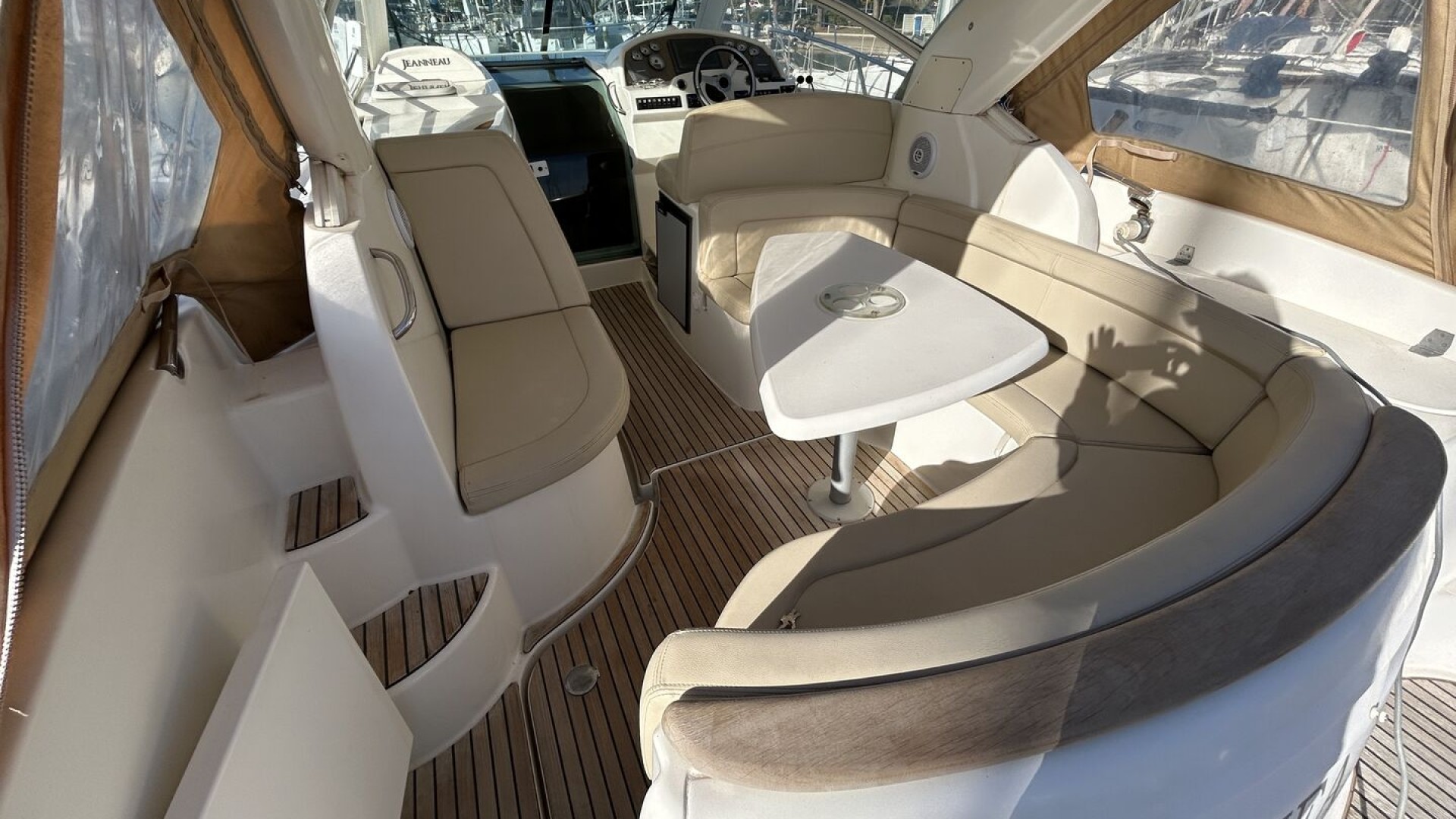 JEANNEAU - PRESTIGE 30 S à vendre