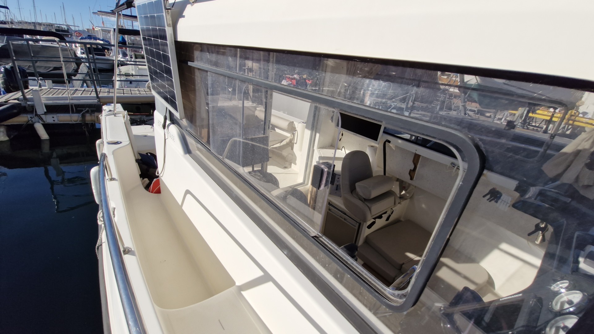 QUICKSILVER - 675 PH à vendre