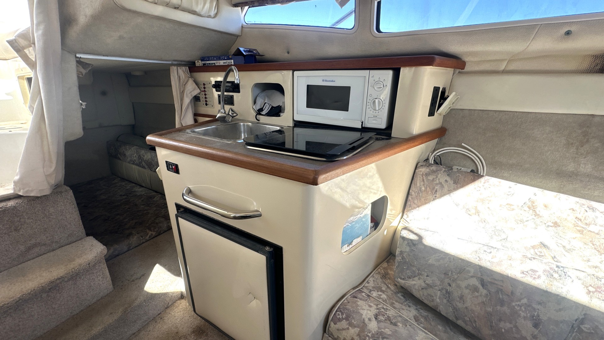 BAYLINER - 2355 CIERA SUNBRIDGE à vendre