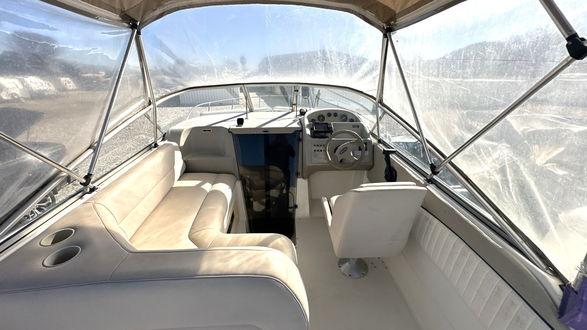BAYLINER - 2355 CIERA SUNBRIDGE à vendre