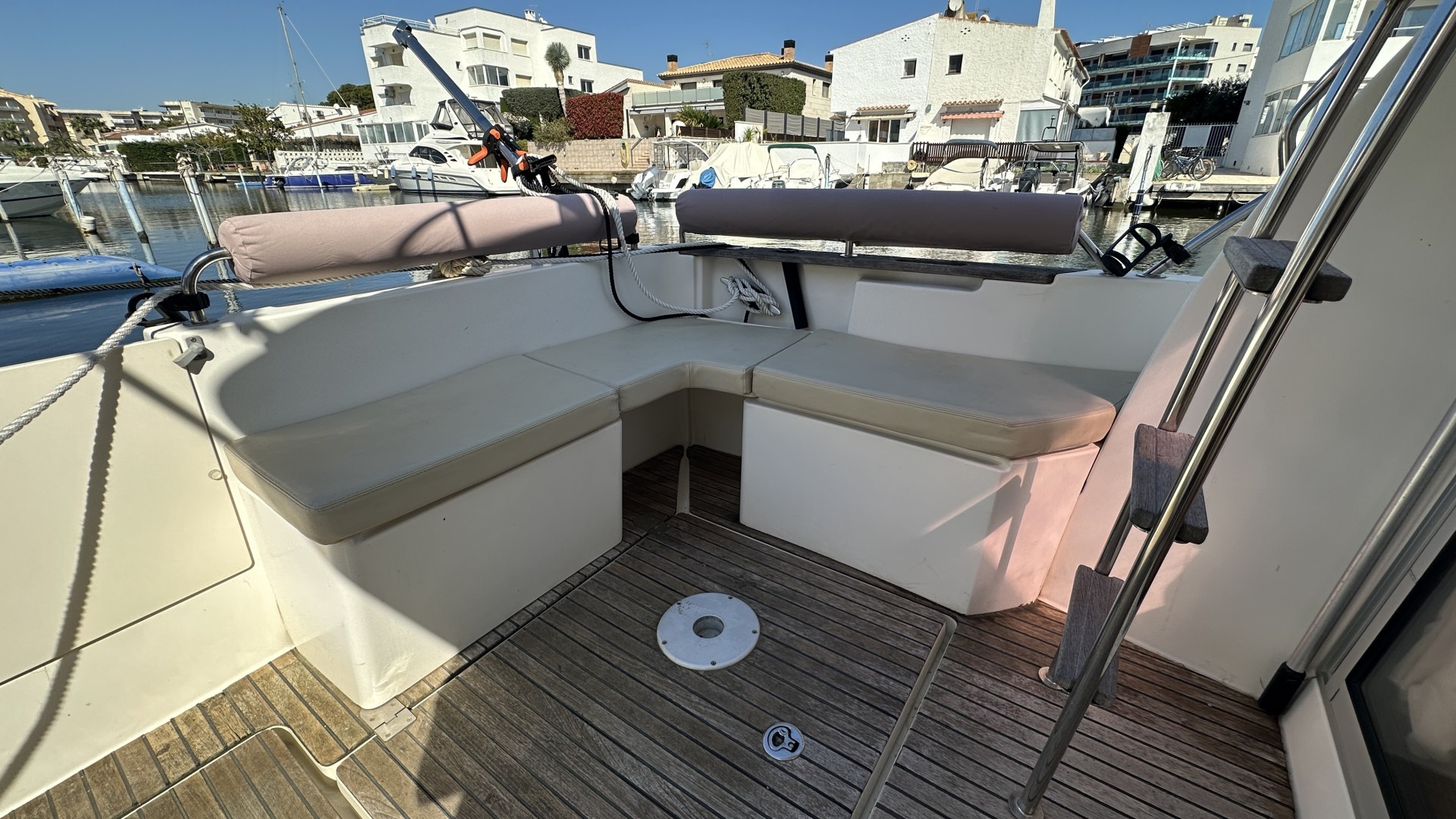 JEANNEAU - MERRY FISHER 8 à vendre