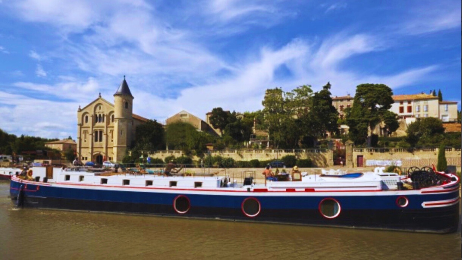 Chantier MICHAUT - Peniche 29.37m à vendre