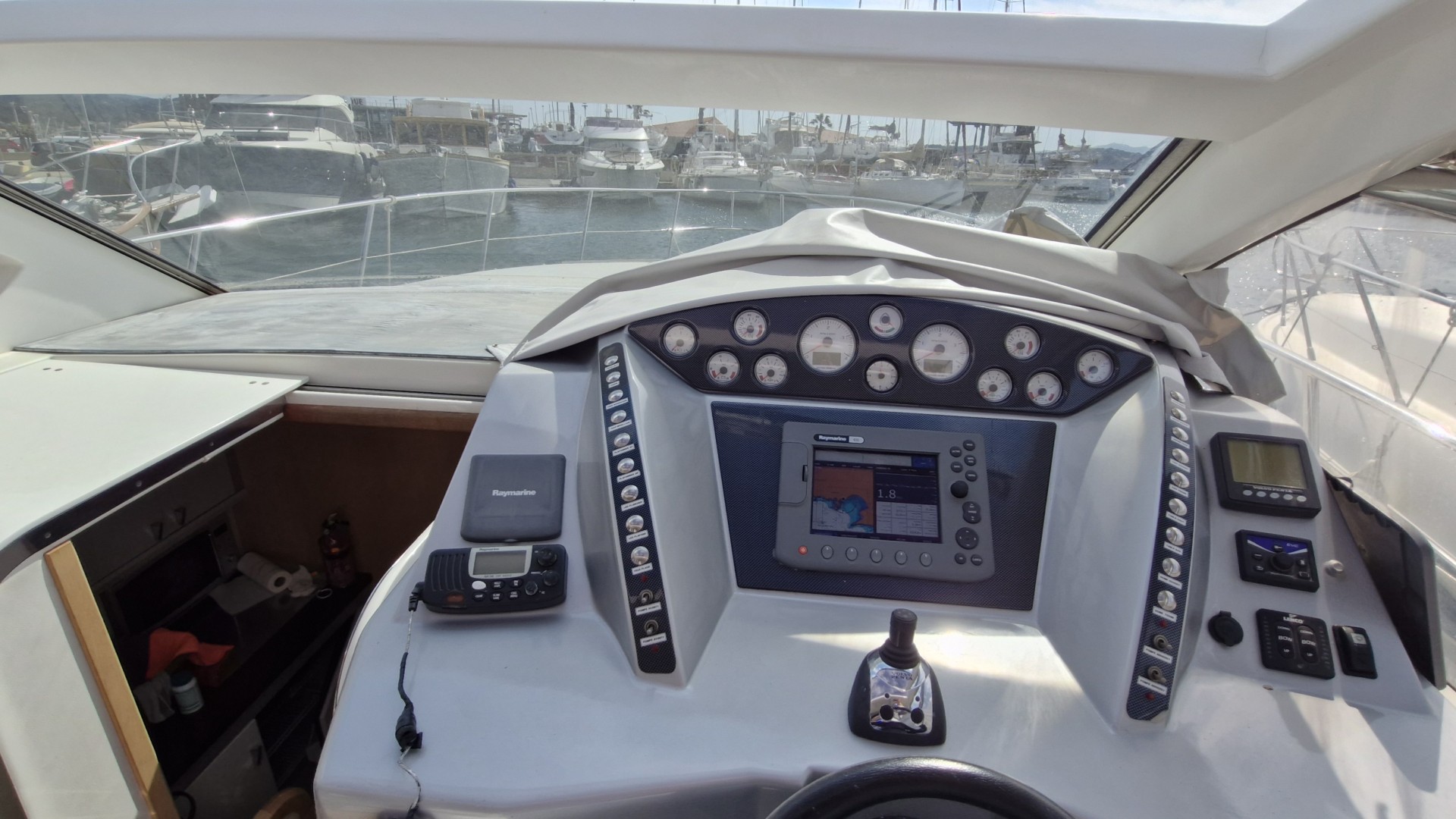 AIRON MARINE - AIRON 400 T-TOP à vendre