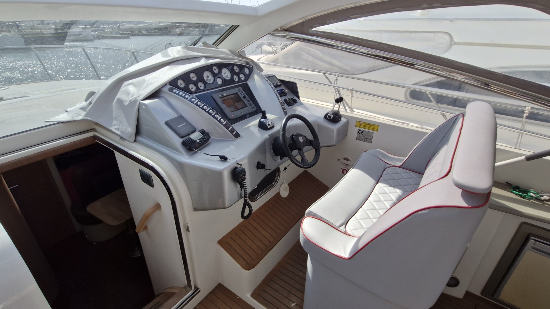 AIRON MARINE - AIRON 400 T-TOP à vendre