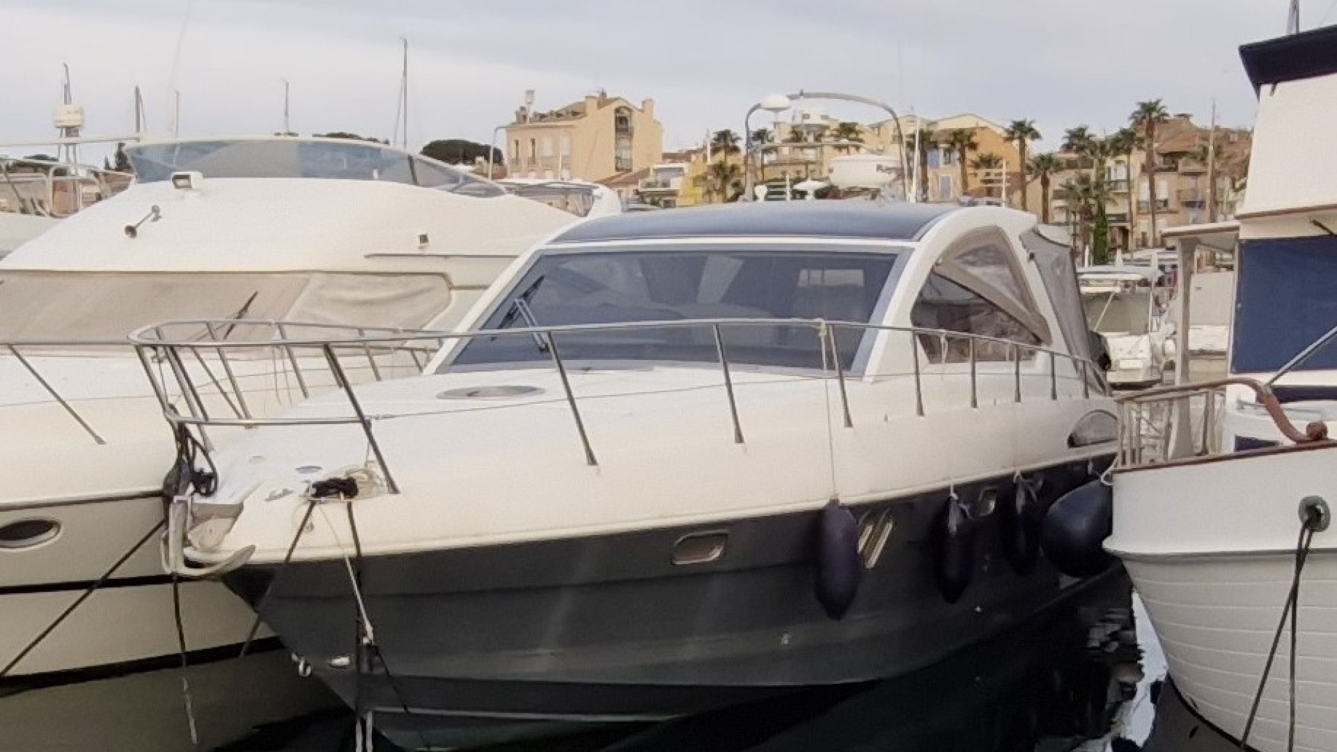 AIRON MARINE - AIRON 400 T-TOP à vendre