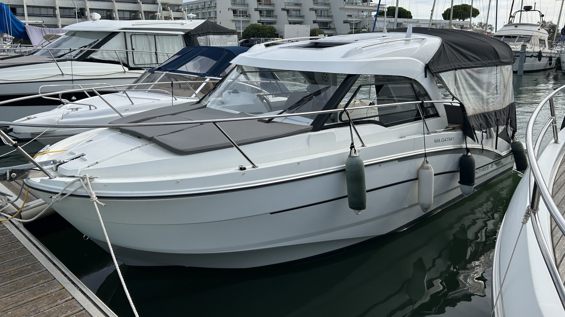 BENETEAU - ANTARES 8 OB à vendre
