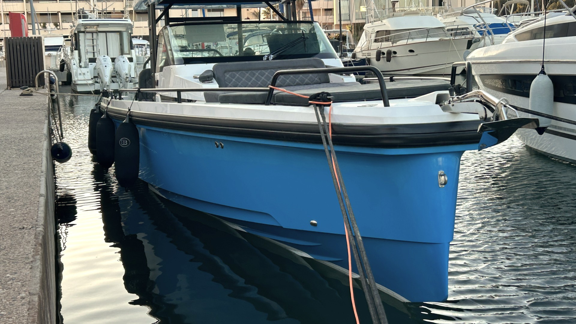 AXOPAR - 37 SUN TOP à vendre