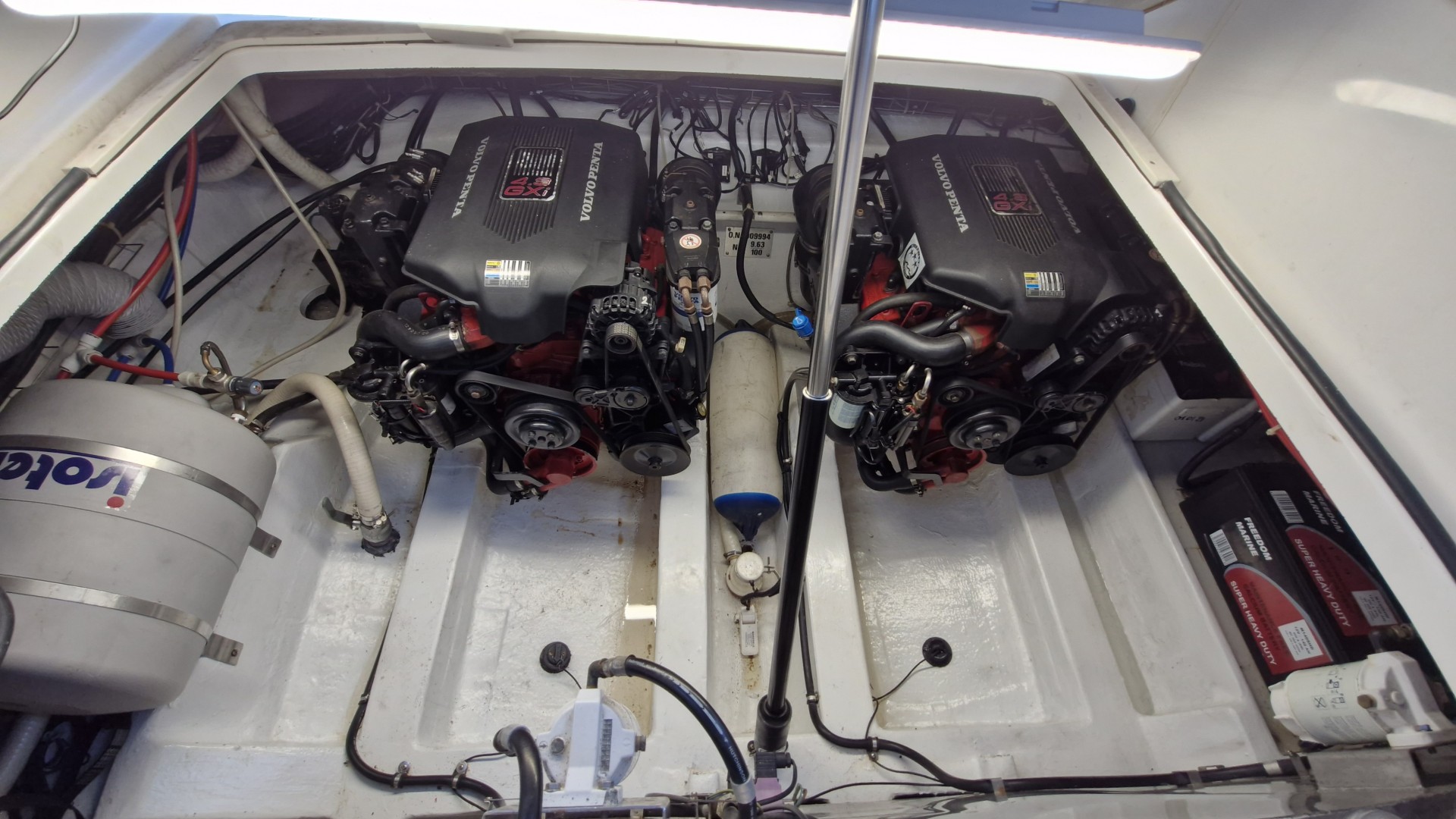 BAVARIA - 32 sport à vendre