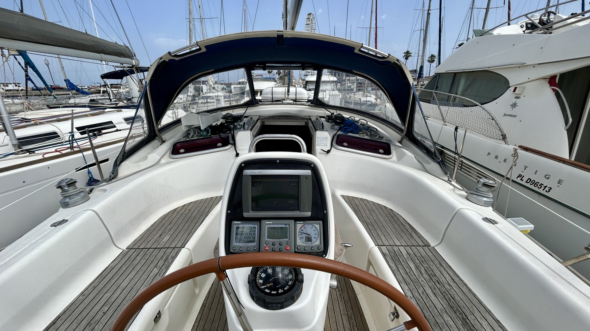 BAVARIA - 37 CRUISER à vendre