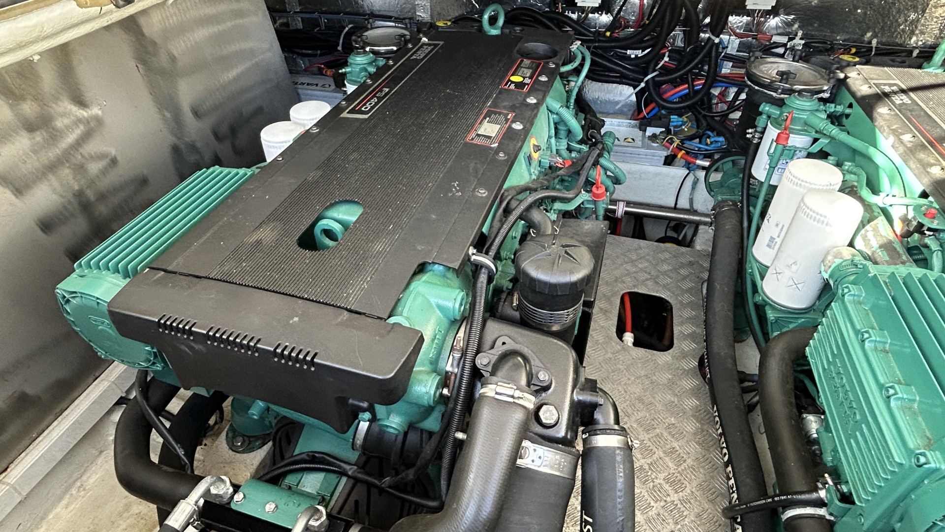 BAVARIA - 38 SPORT à vendre