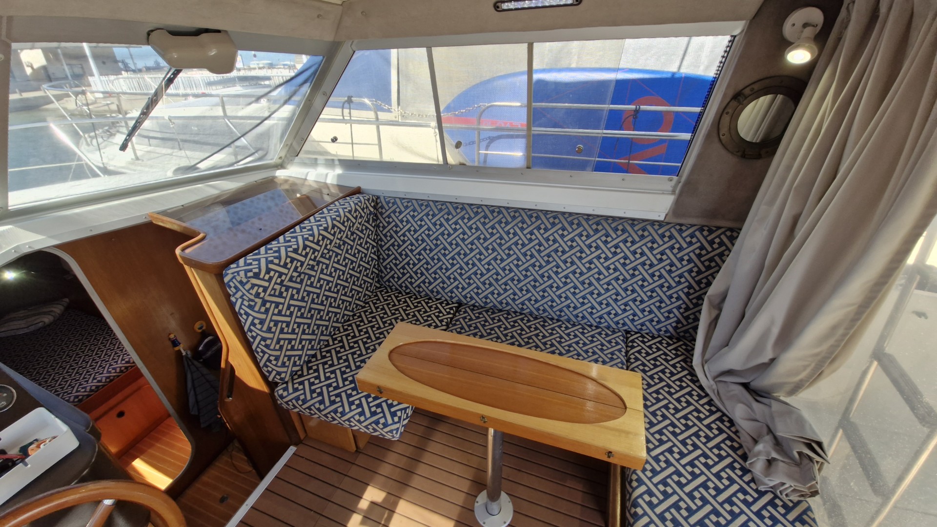 BENETEAU - ANTARES 8.60 à vendre