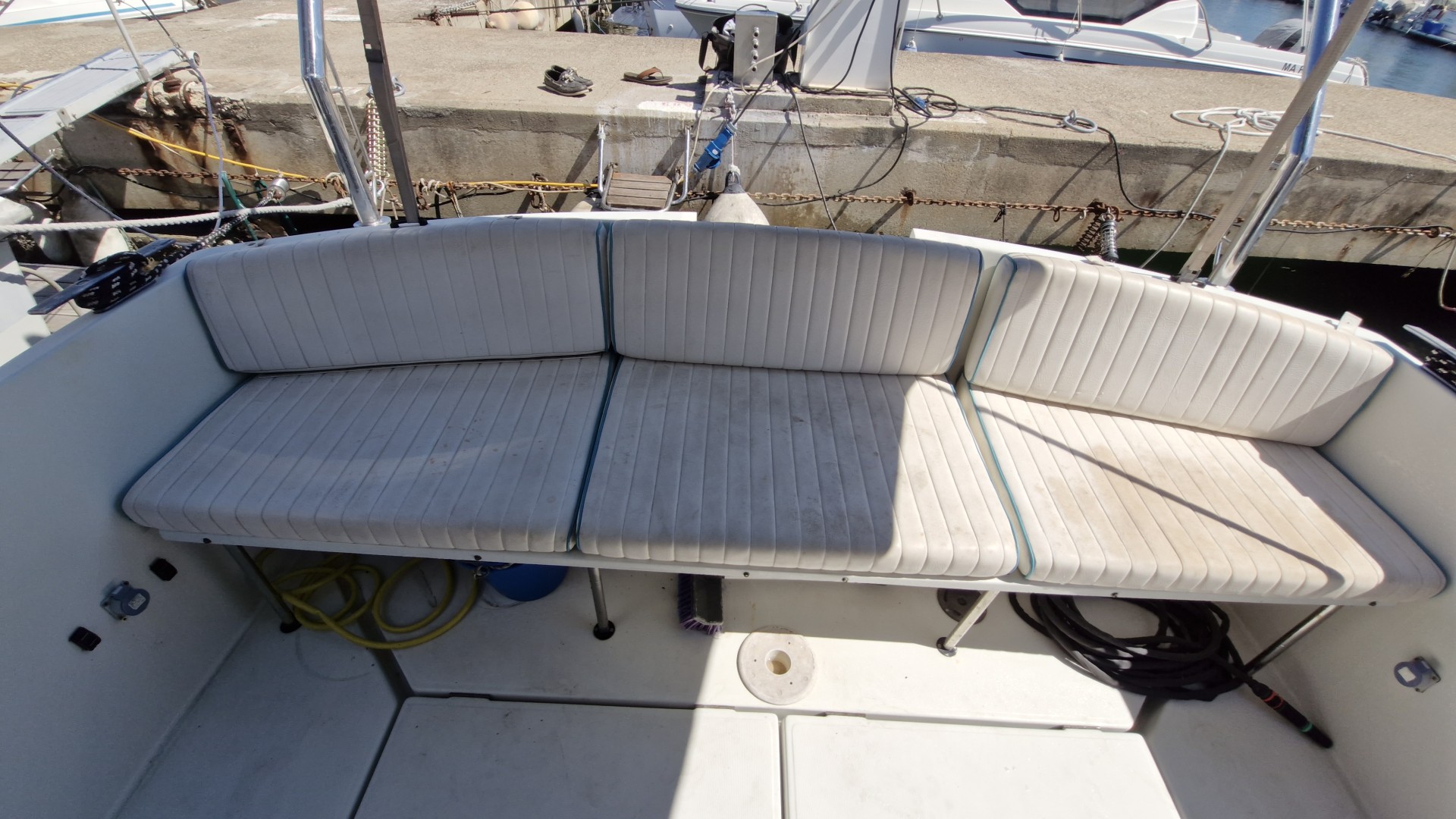 BENETEAU - ANTARES 8.60 à vendre