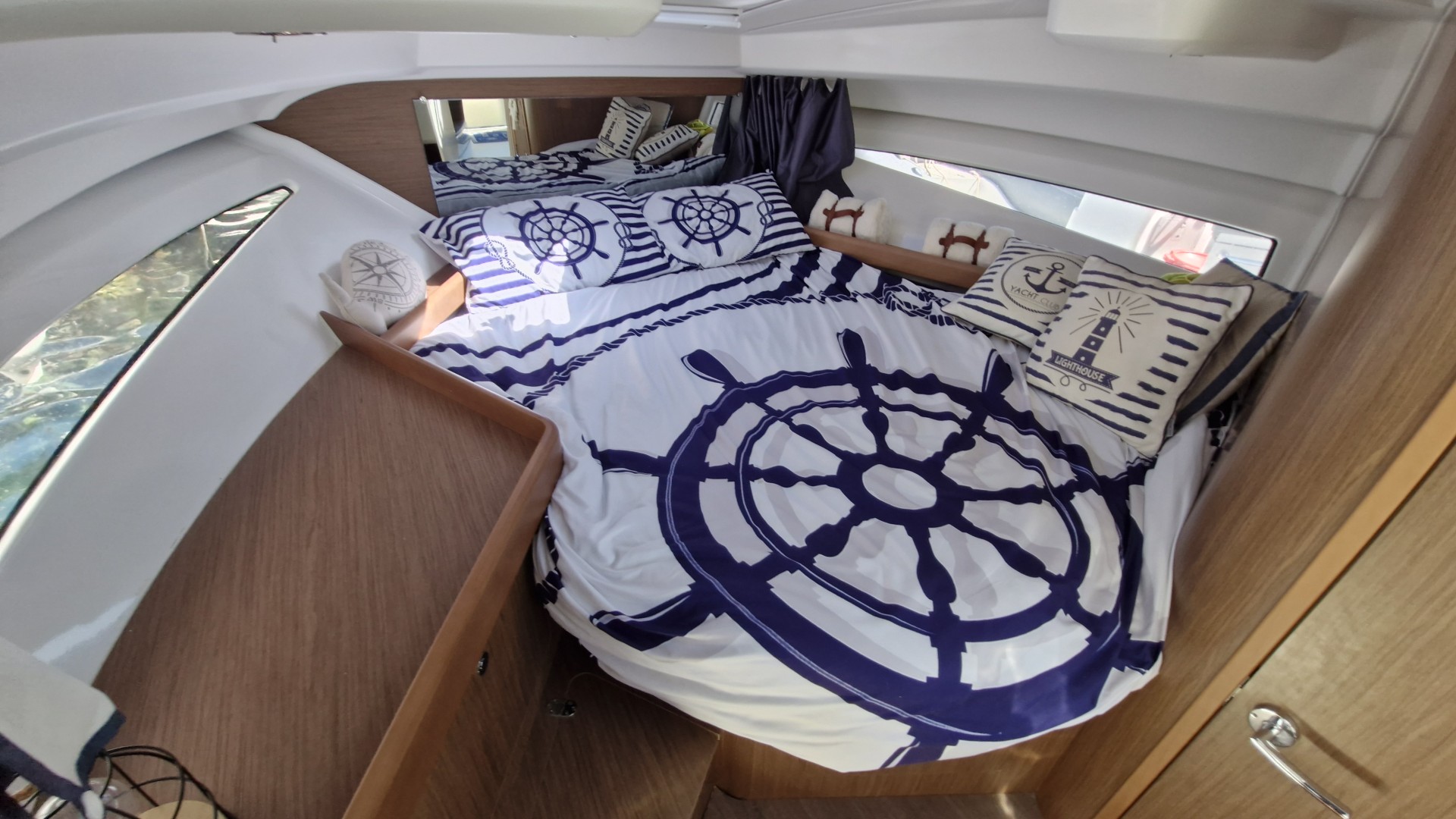 BENETEAU - ANTARES 8.80 à vendre