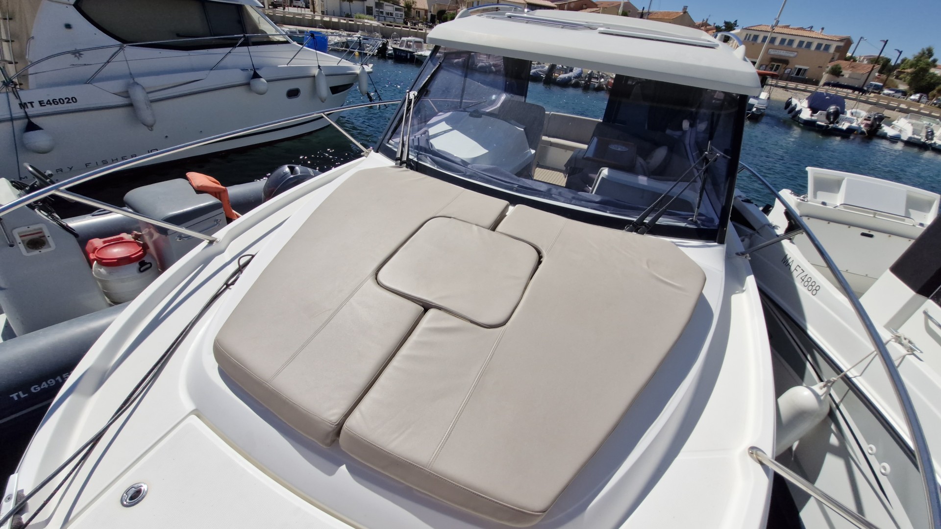 BENETEAU - ANTARES 8.80 à vendre