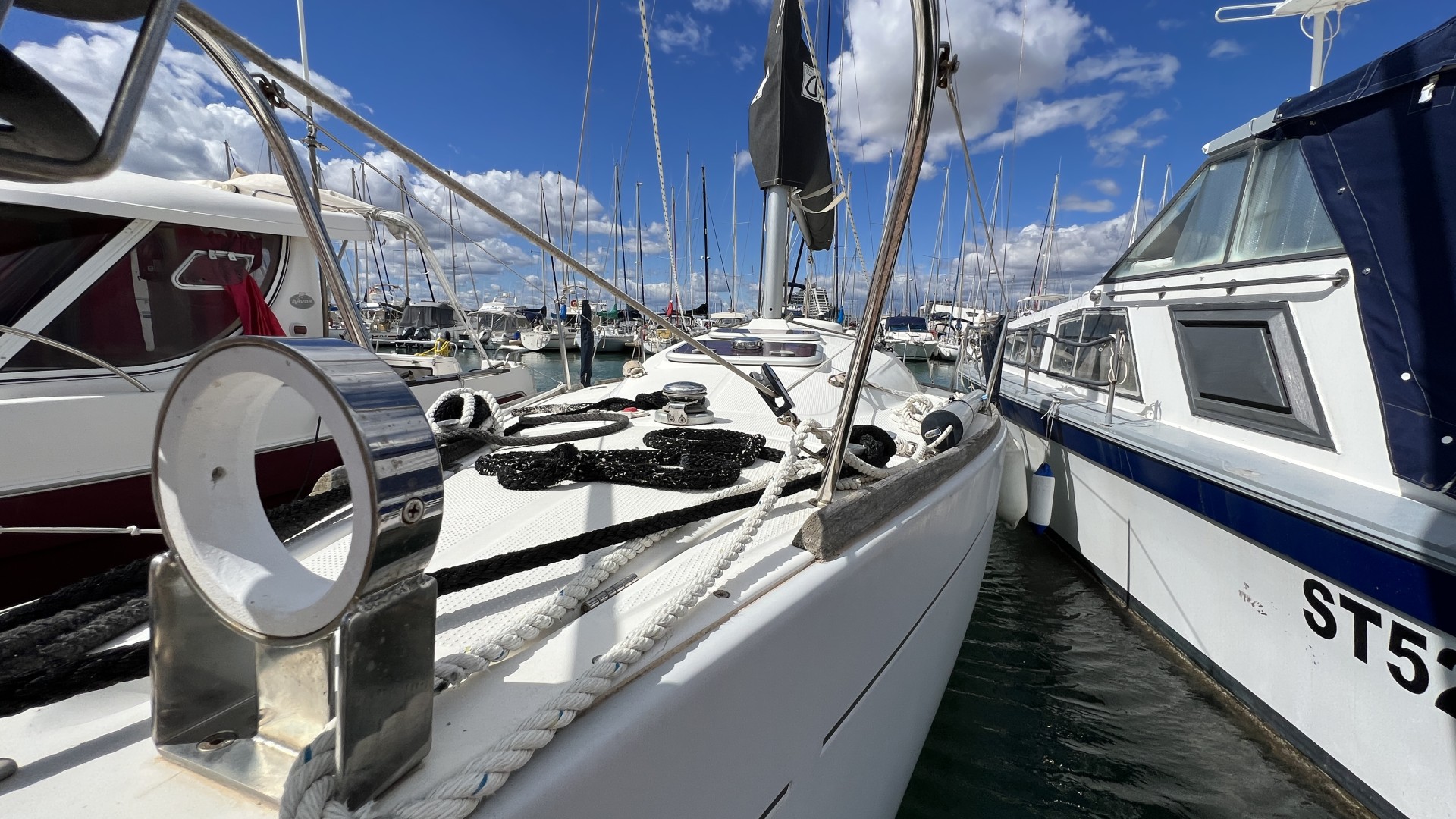 BENETEAU - first 25.7 à vendre