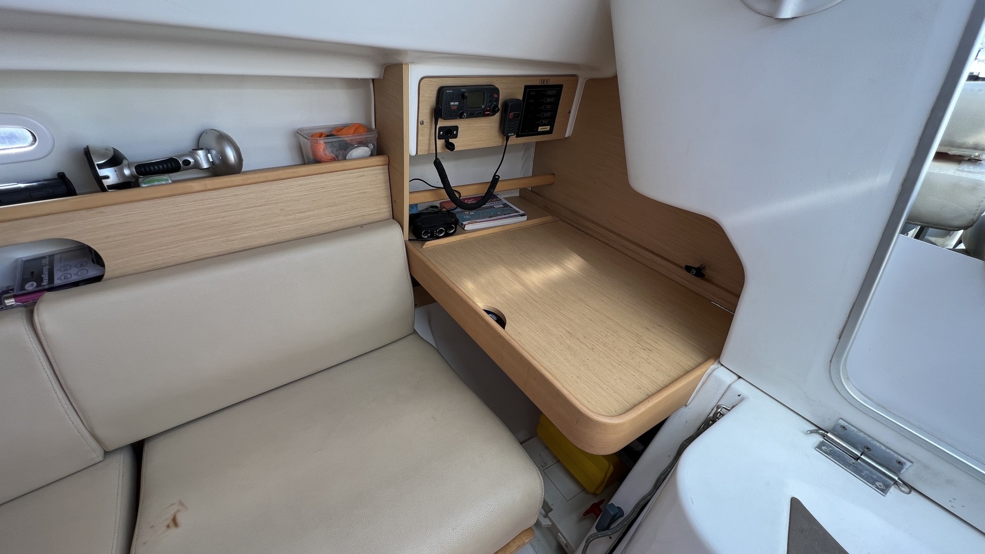 BENETEAU - first 25.7 à vendre