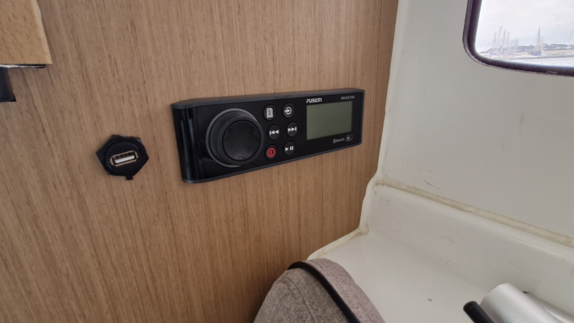 BENETEAU - FLYER 8 SUNDECK à vendre