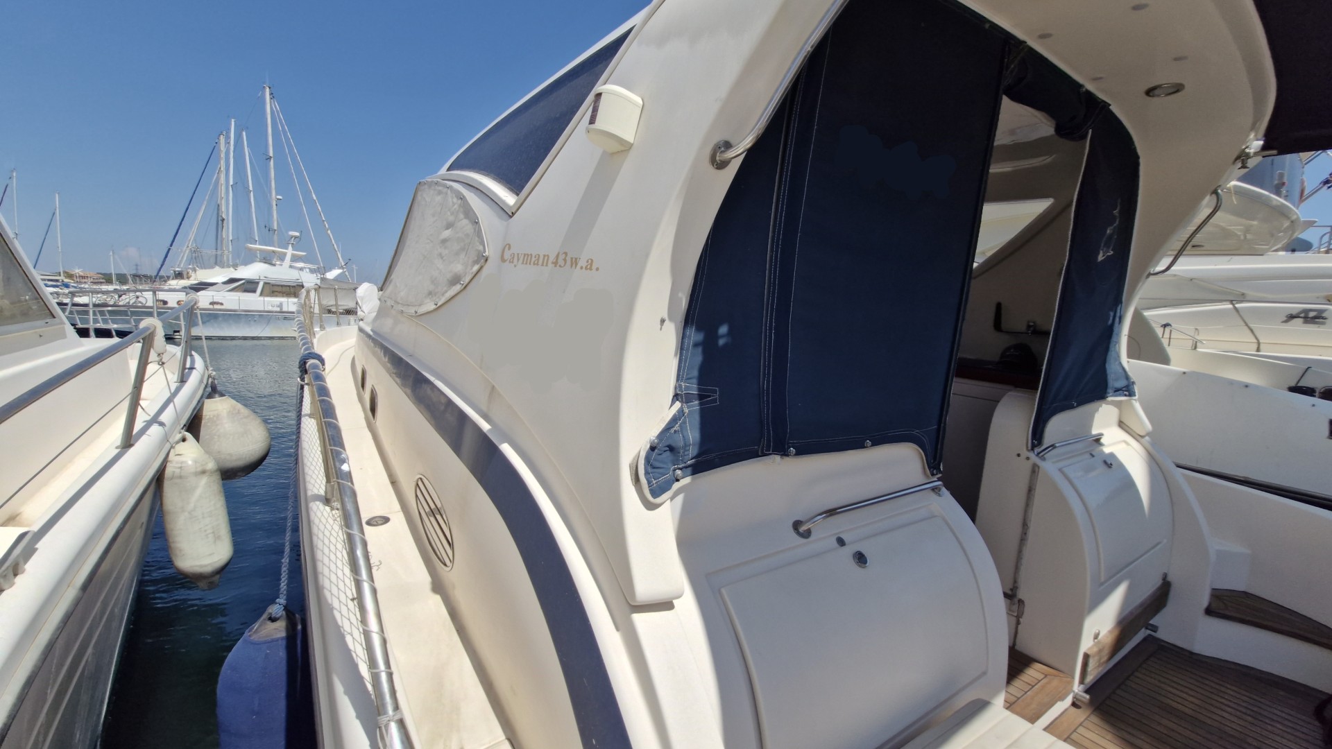 CAYMAN - 43 OPEN WA à vendre