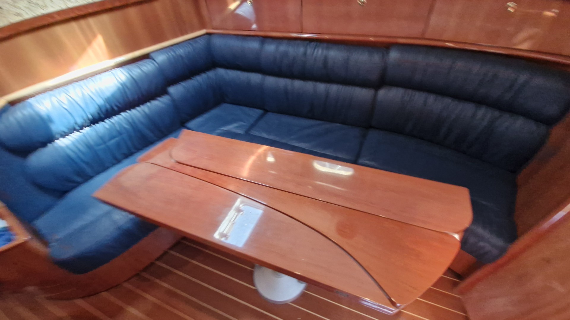 CAYMAN - 43 OPEN WA à vendre