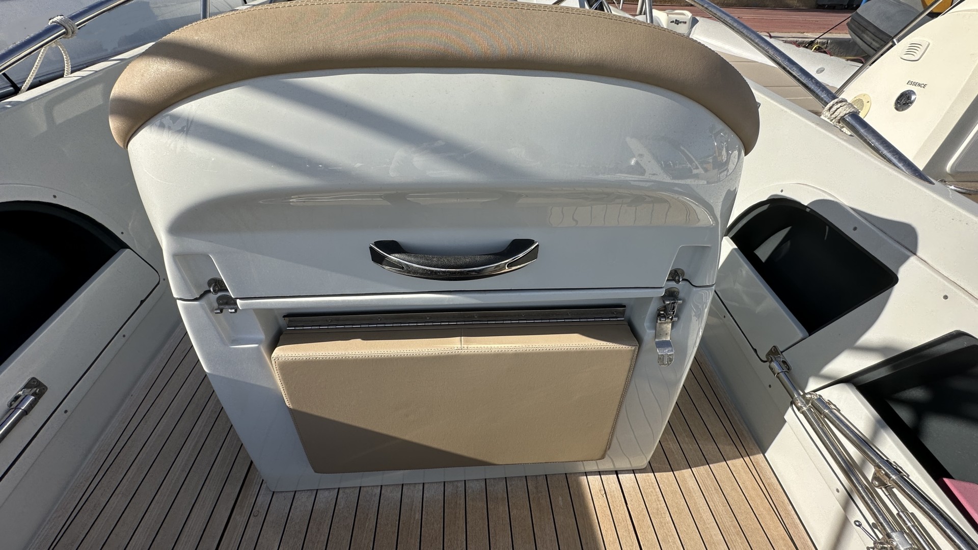 CLEAR MARINE - LIBRA 750 OPEN à vendre