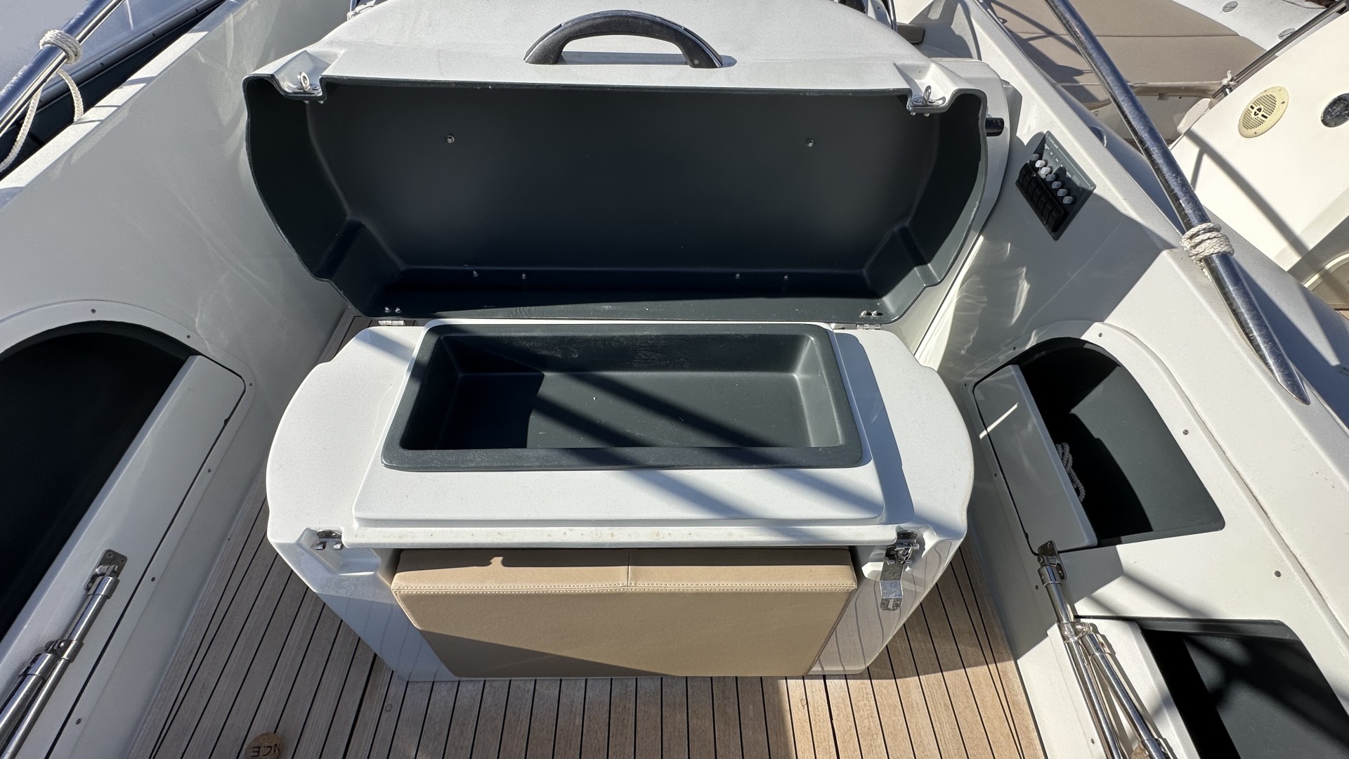 CLEAR MARINE - LIBRA 750 OPEN à vendre