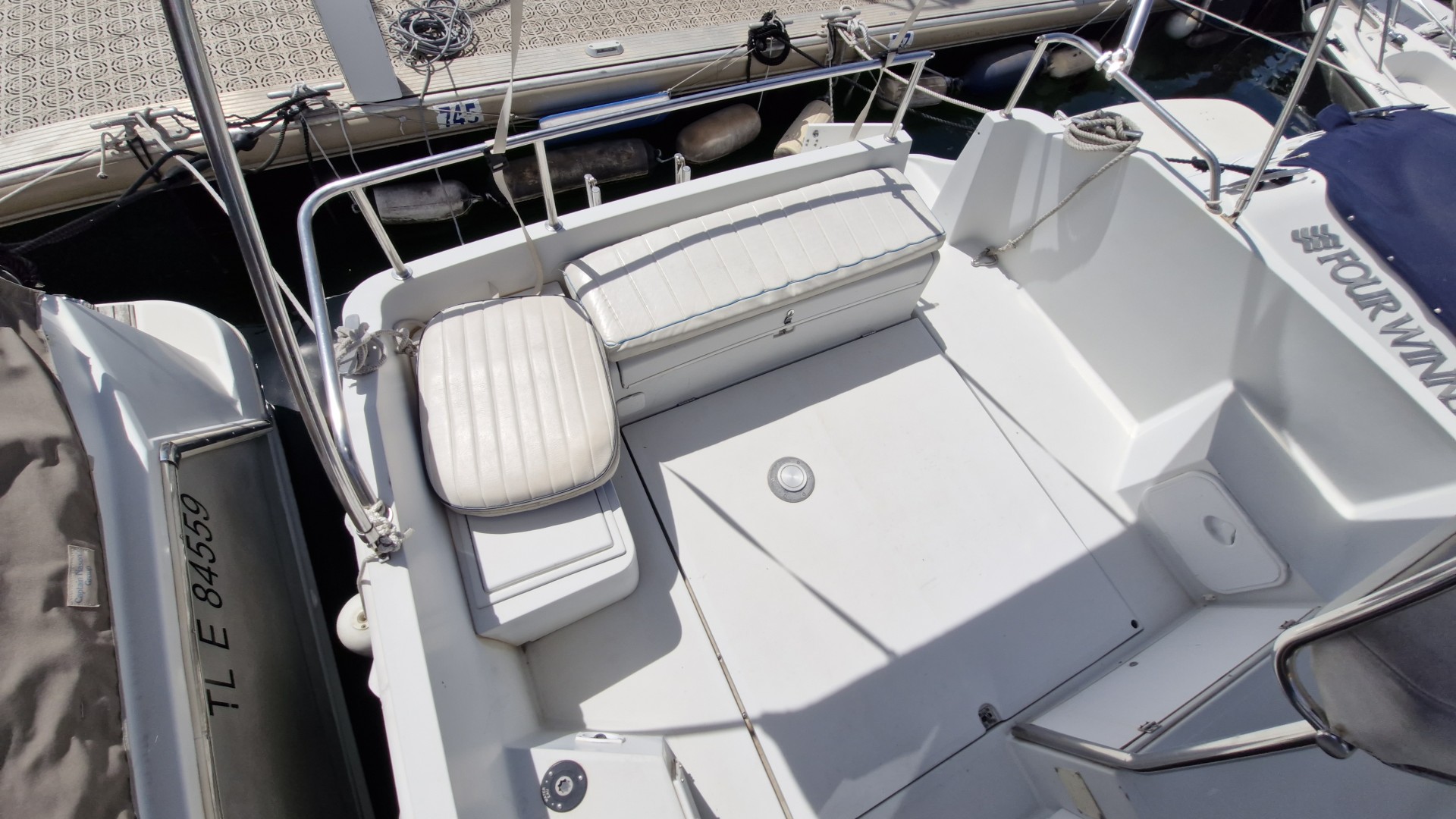 SEAROVER - 7600 à vendre