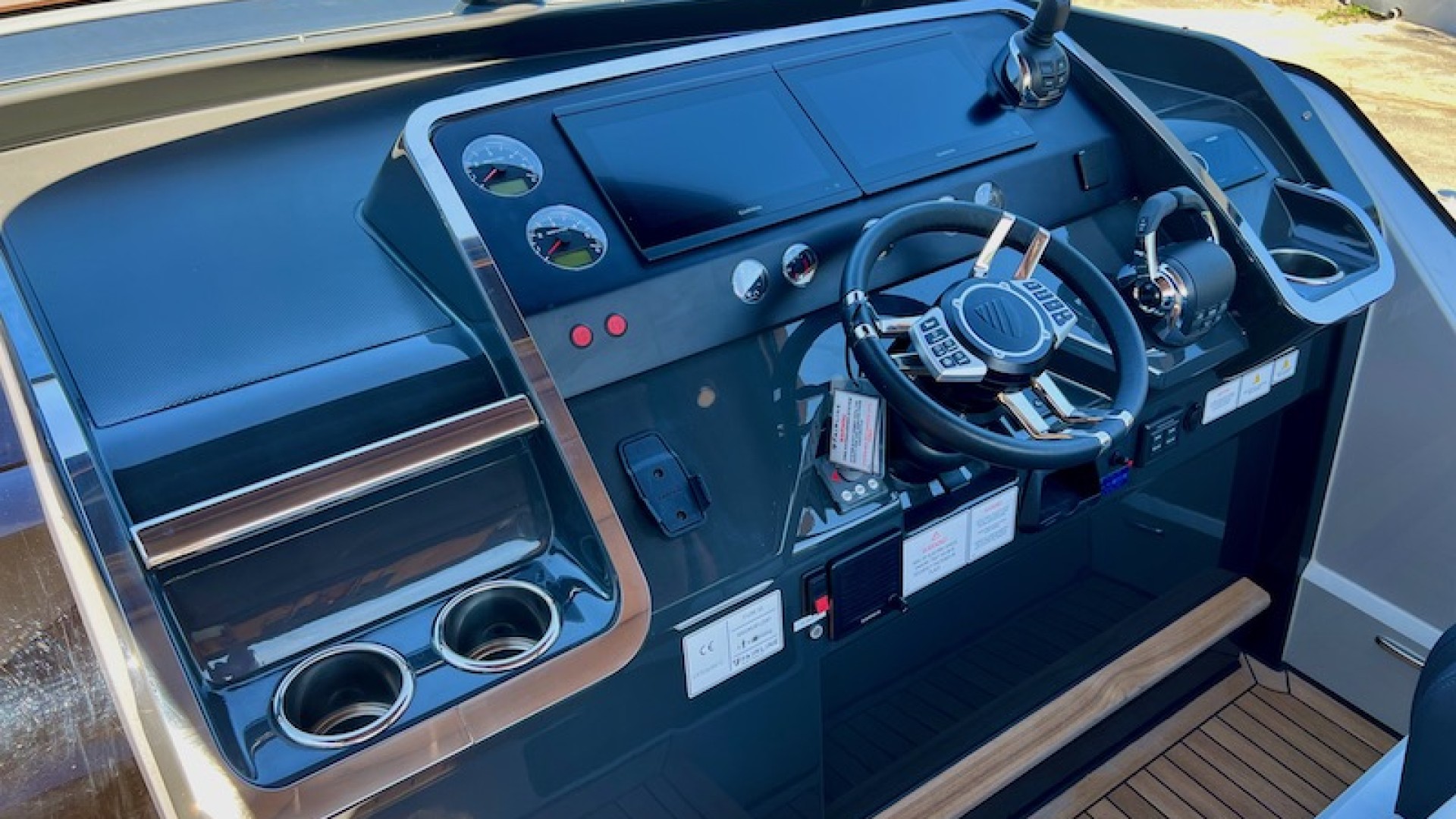 FAIRLINE - F-LINE 33 à vendre