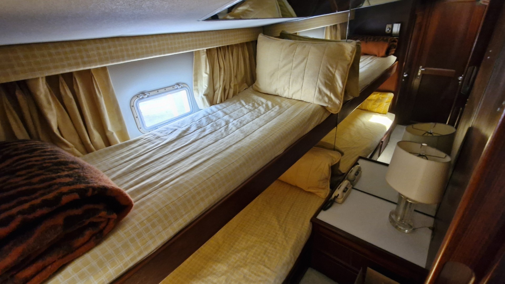 HATTERAS - 60 FISHING à vendre