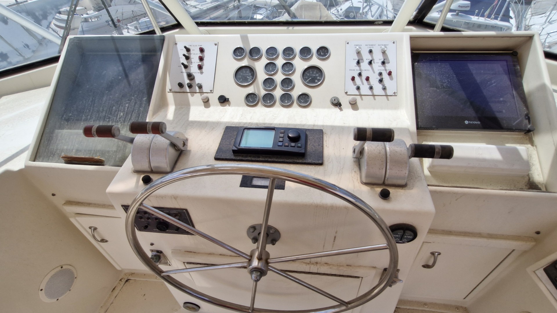 HATTERAS - 60 FISHING à vendre