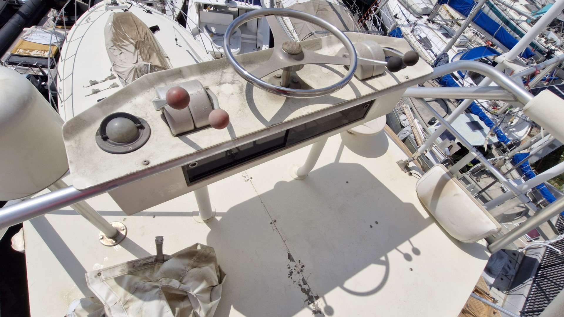 HATTERAS - 60 FISHING à vendre