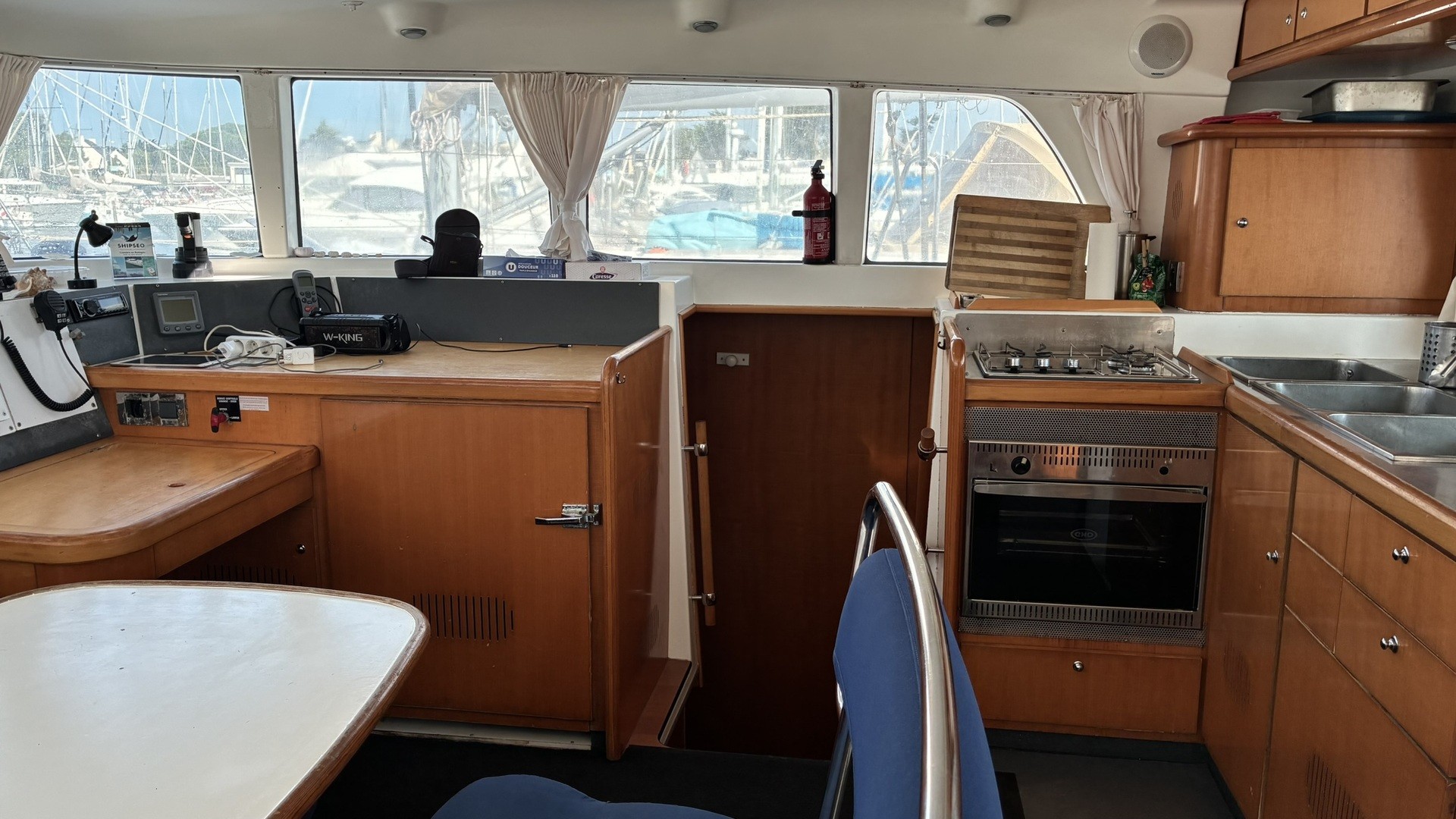 LAGOON - 440 à vendre