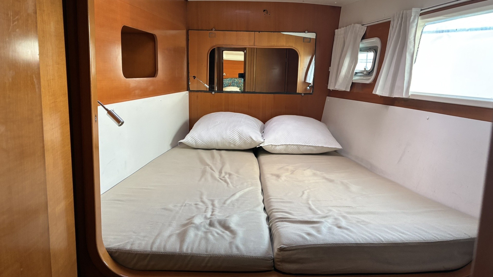 LAGOON - 440 à vendre