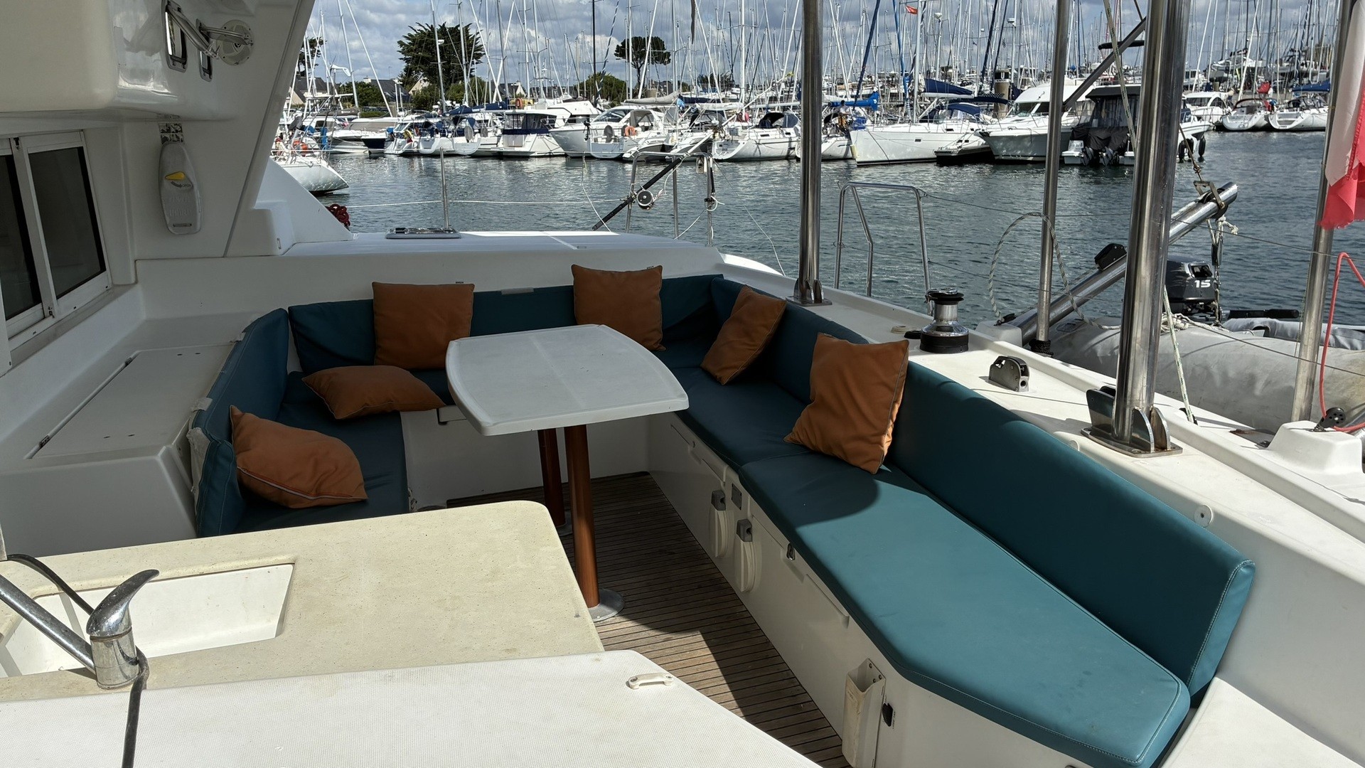 LAGOON - 440 à vendre