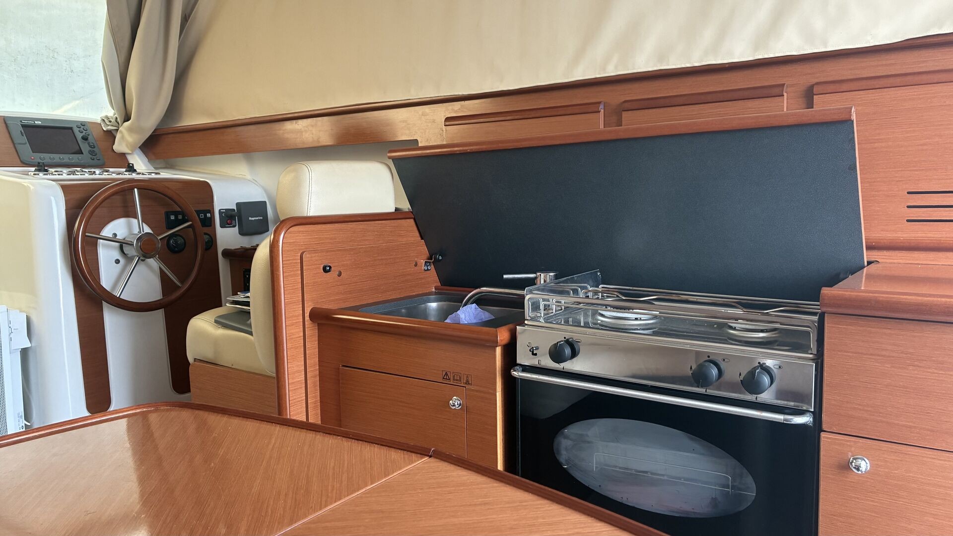 BENETEAU - ANTARES 10.80 à vendre