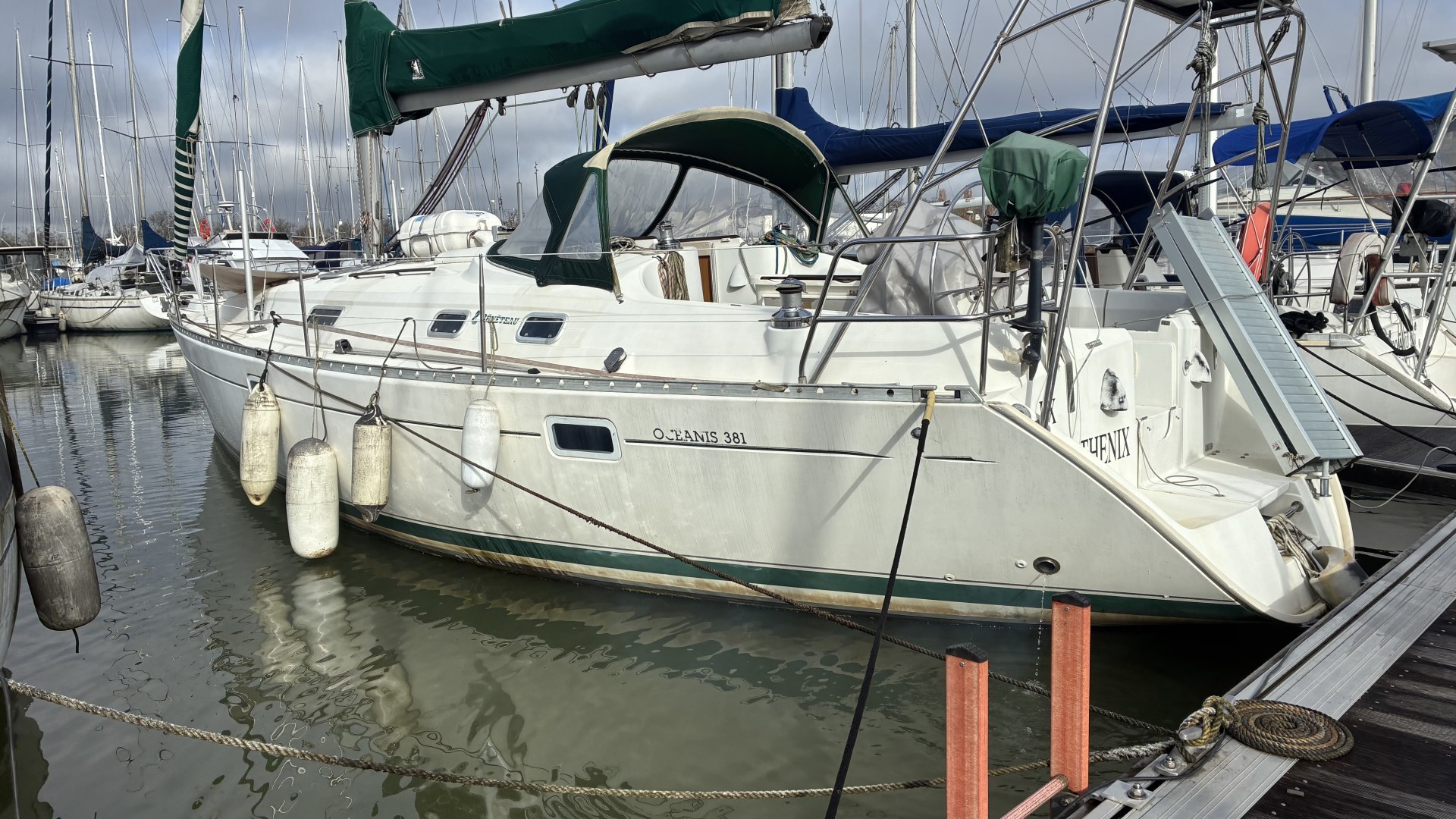 BENETEAU - OCEANIS 381 à vendre