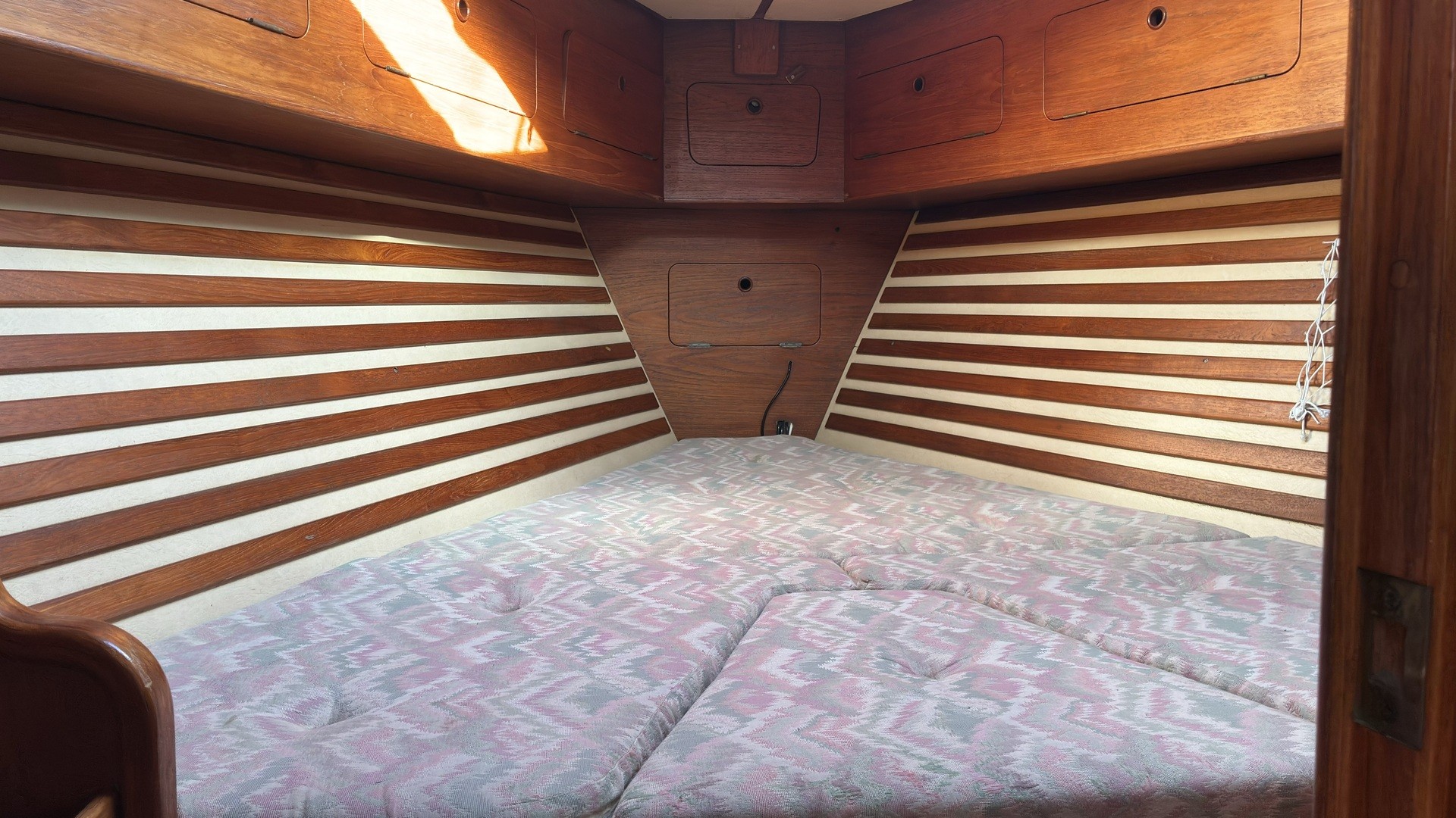 MOODY - 425 à vendre