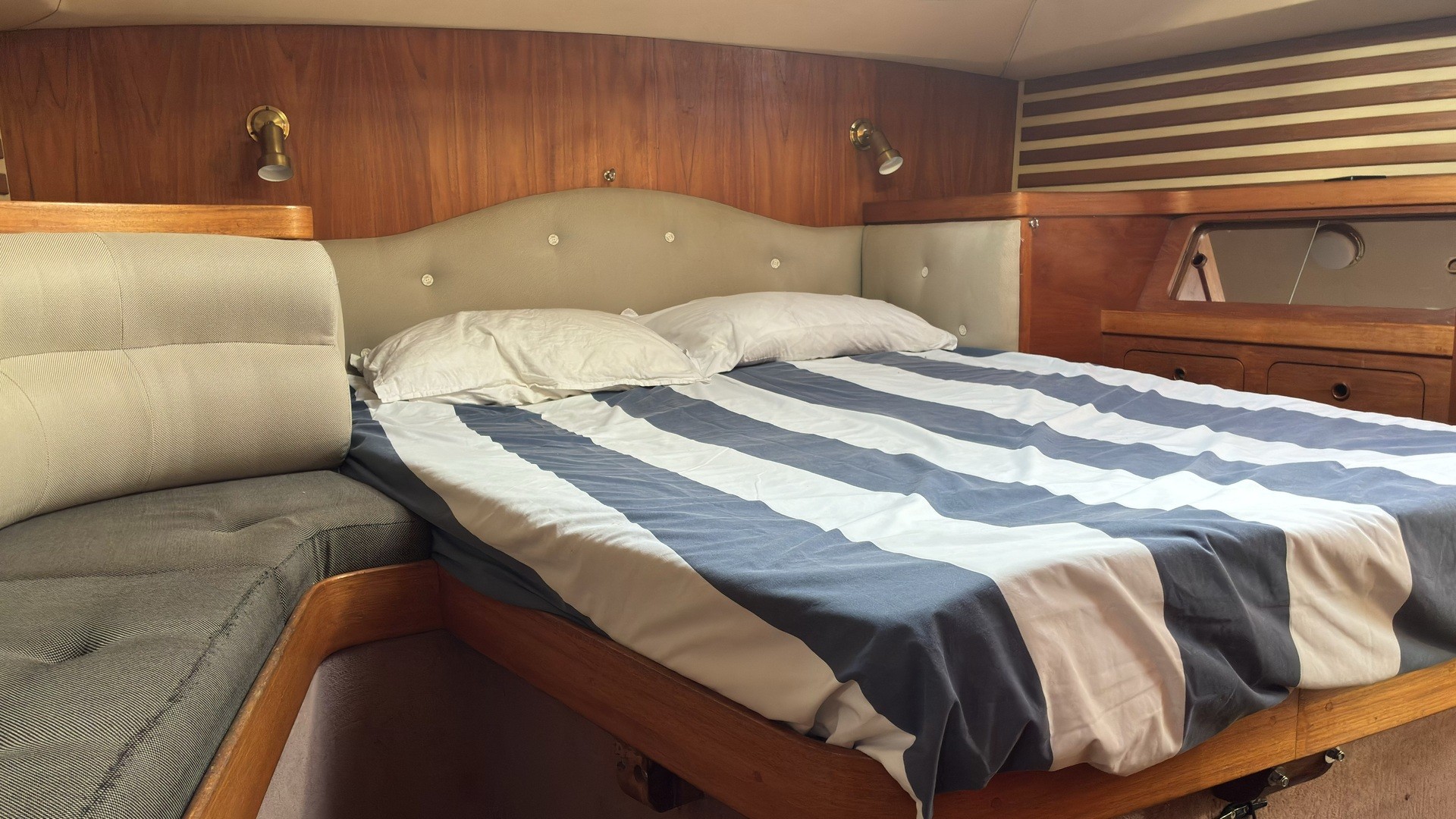 MOODY - 425 à vendre