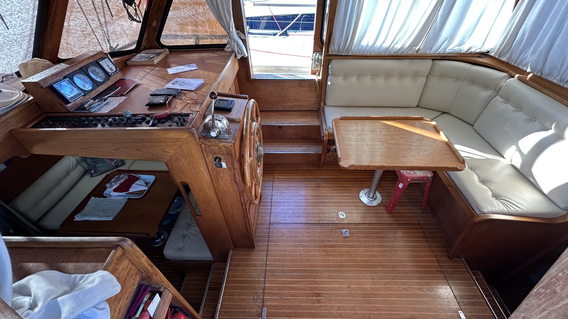 SILTALA YACHTS - NAUTICA 38 à vendre