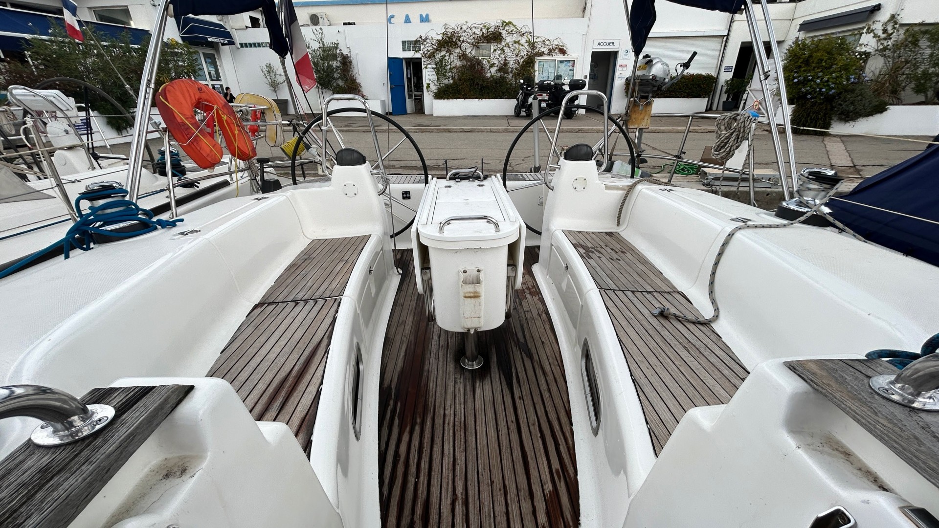 BAVARIA - 44 à vendre