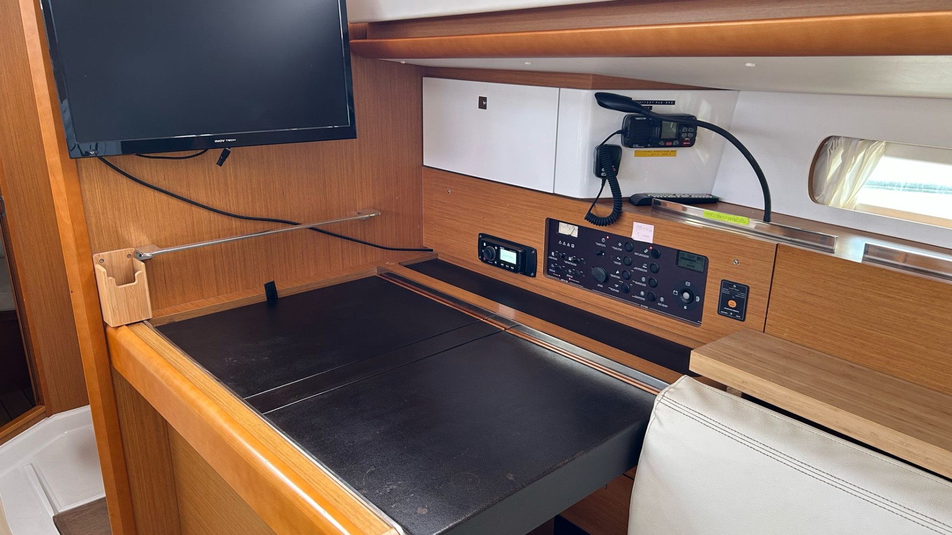 JEANNEAU - SUN ODYSSEY 44 DS à vendre