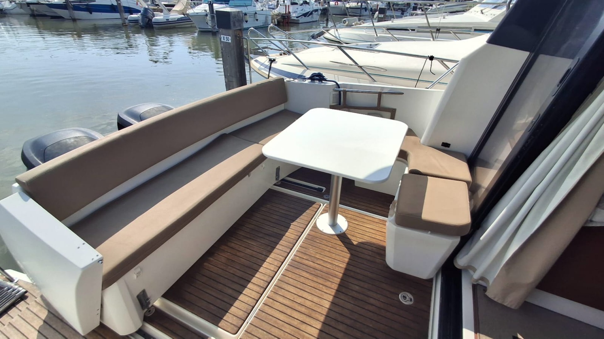 JEANNEAU - MERRY FISHER 855 à vendre