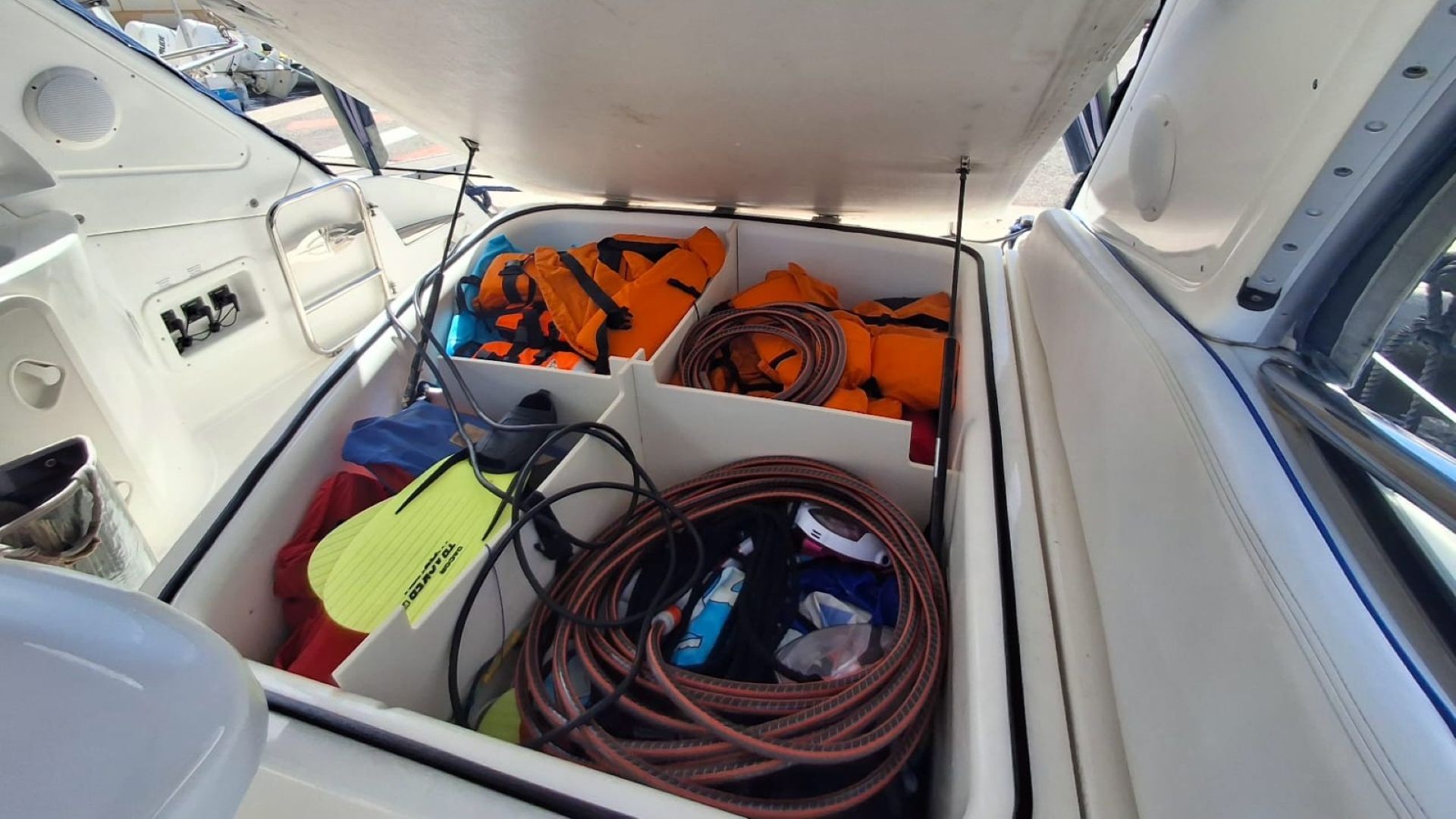 BAVARIA - 27 SPORT à vendre