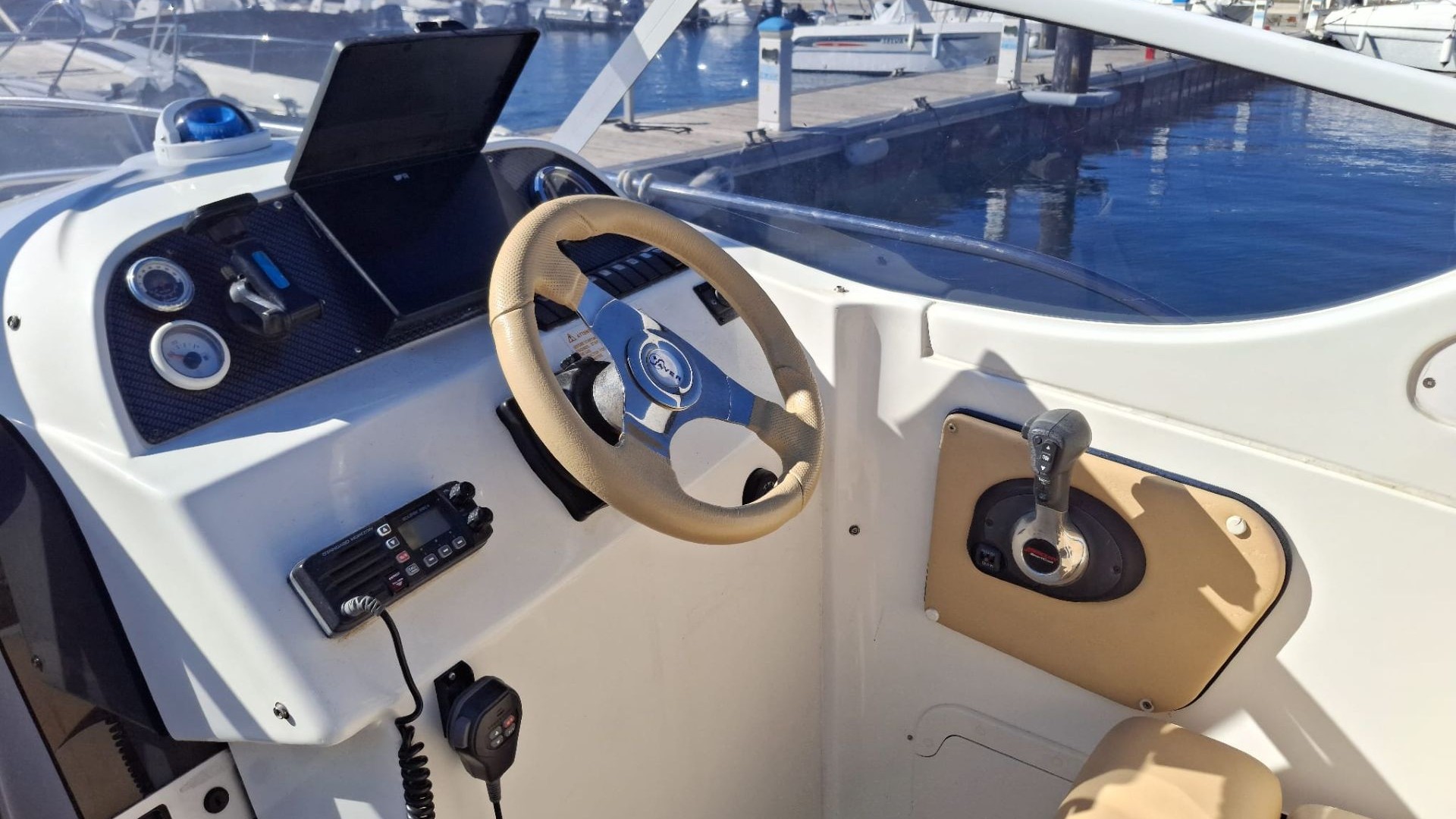 SAVER - 690 CABIN SPORT à vendre