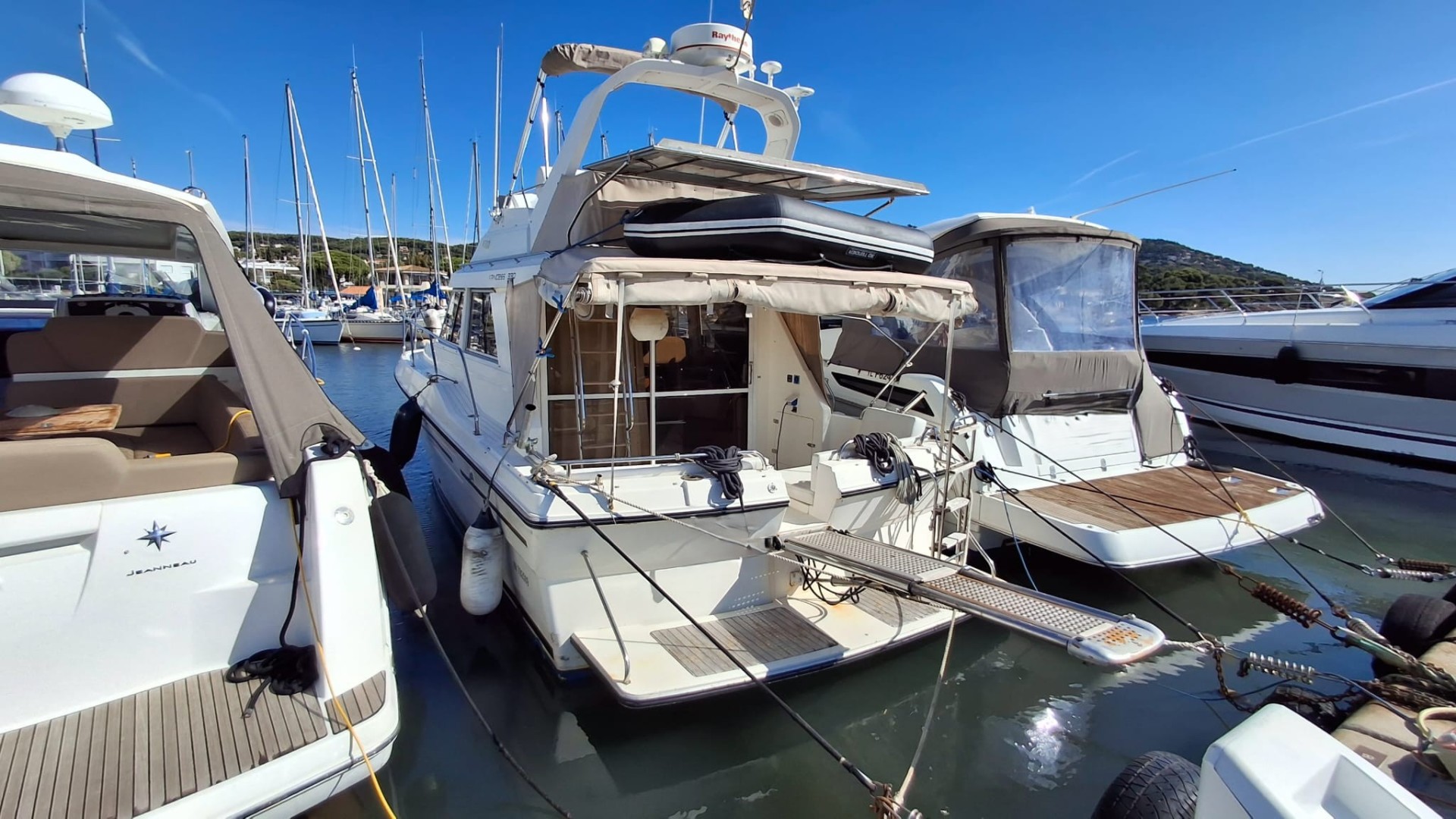 PRINCESS - 330 à vendre