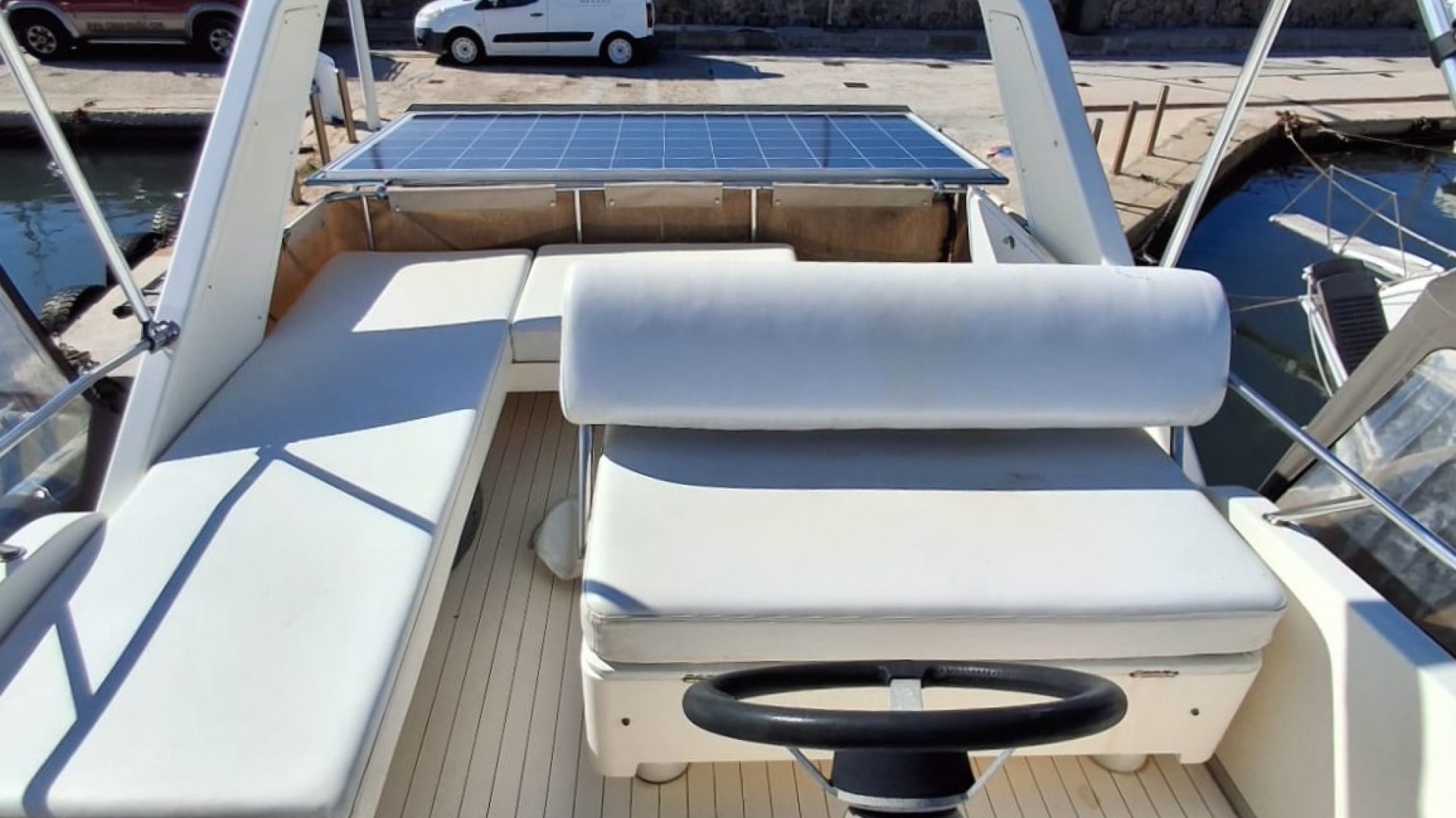 PRINCESS - 330 à vendre