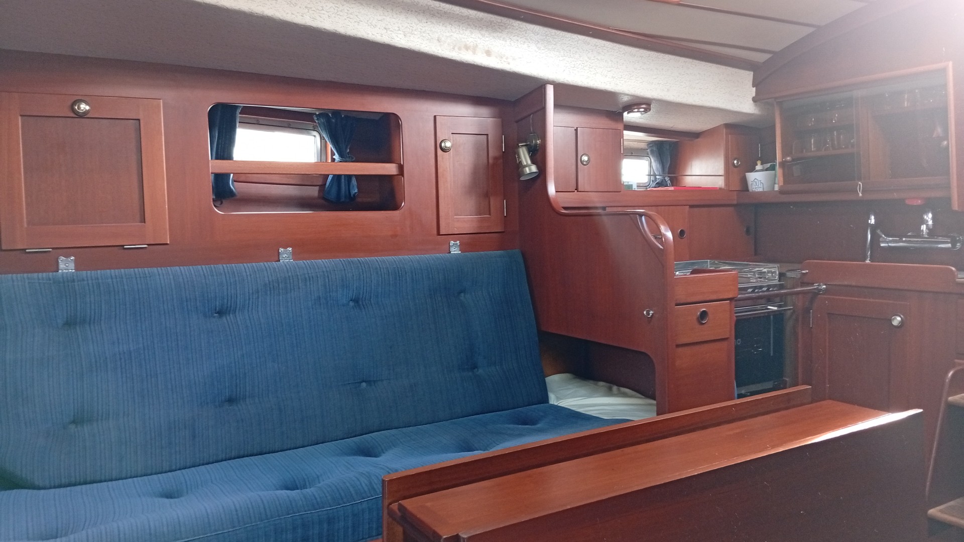 Hallberg-Rassy - 352 à vendre