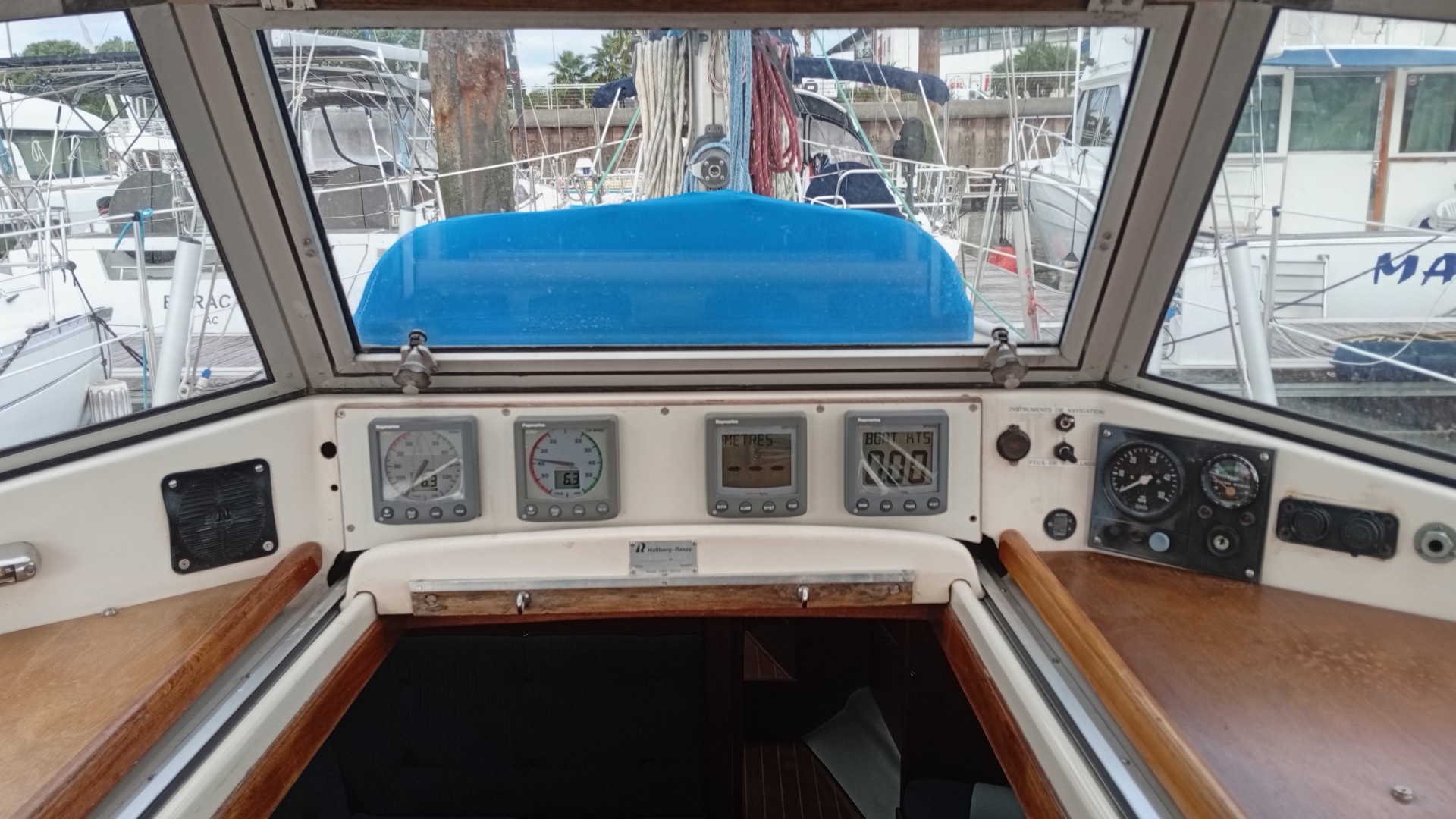 Hallberg-Rassy - 352 à vendre