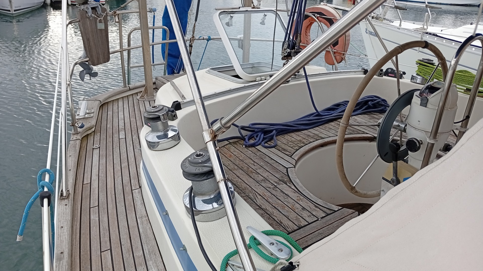 Hallberg-Rassy - 352 à vendre