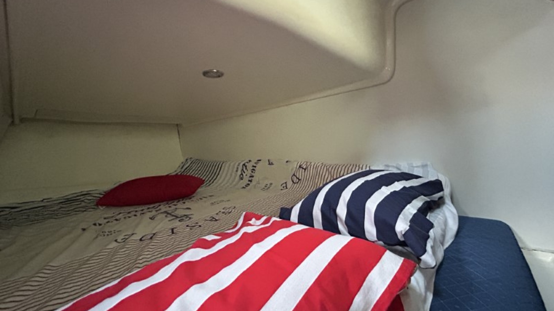 JEANNEAU - LEADER 805 à vendre